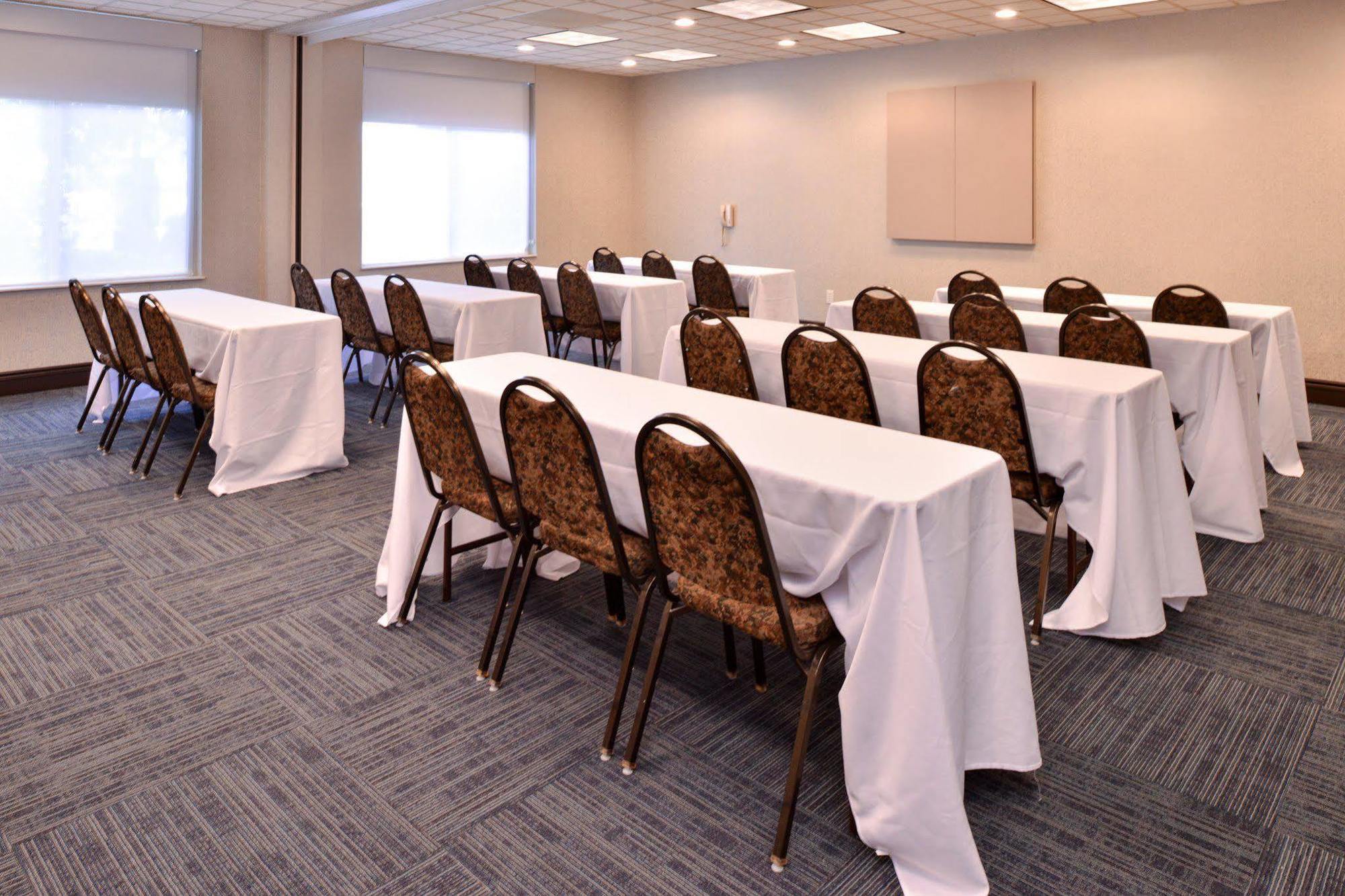 Holiday Inn Express Portland West/Hillsboro By Ihg Luaran gambar